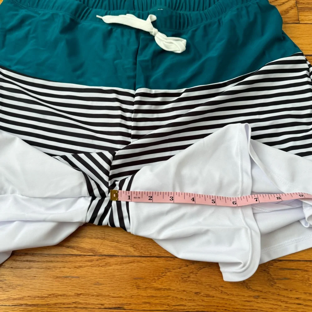 PatPat‎ Blue and White Swim Trunks Modern Design